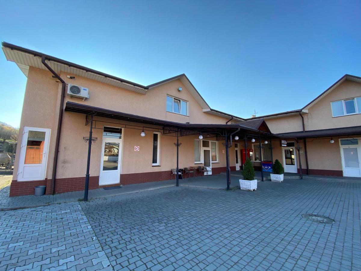 Ковчег Otel Çernivtsi Dış mekan fotoğraf