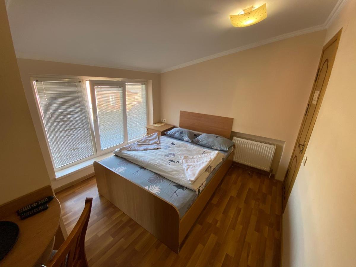 Ковчег Otel Çernivtsi Dış mekan fotoğraf