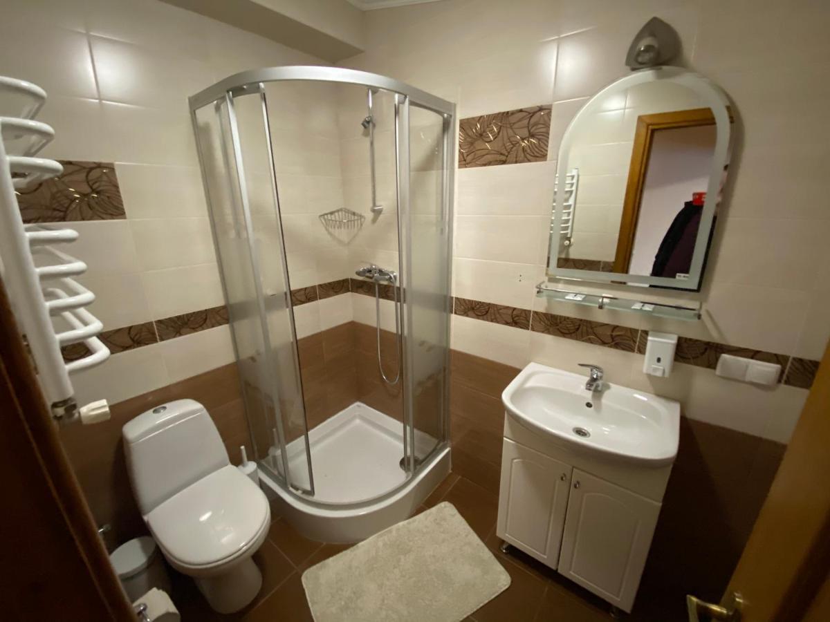 Ковчег Otel Çernivtsi Dış mekan fotoğraf