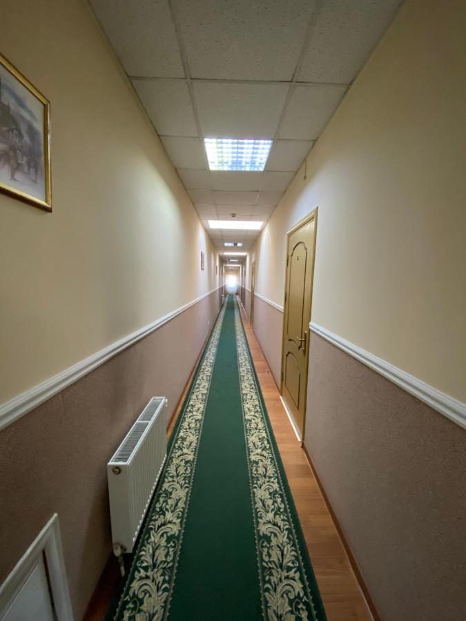 Ковчег Otel Çernivtsi Dış mekan fotoğraf